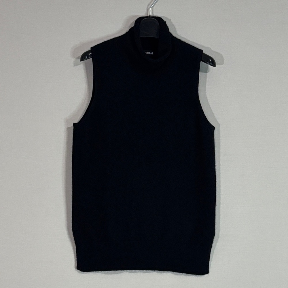 NAADAM 100% Cashmere Sleeveless Sweater Vest | Quiet Luxury Capsule Staple